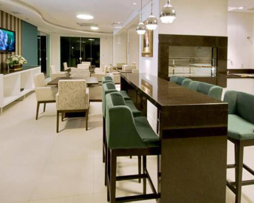 Apartamento Decorado no Lorena Cristina Residence