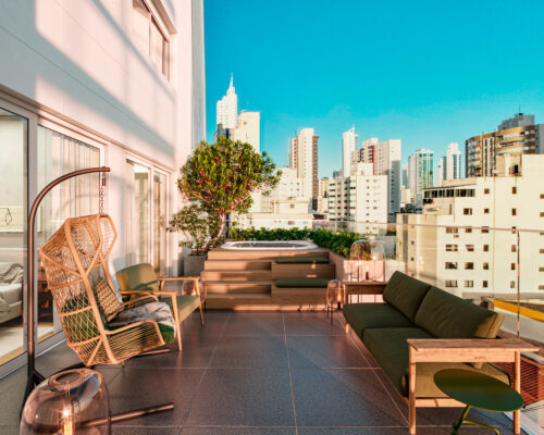 Apartamento à venda no Diamond Crystal Tower Residence