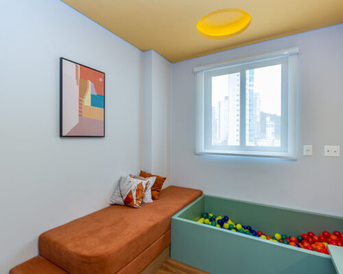 Apartamento decorado à venda no Costa Esmeralda Residence