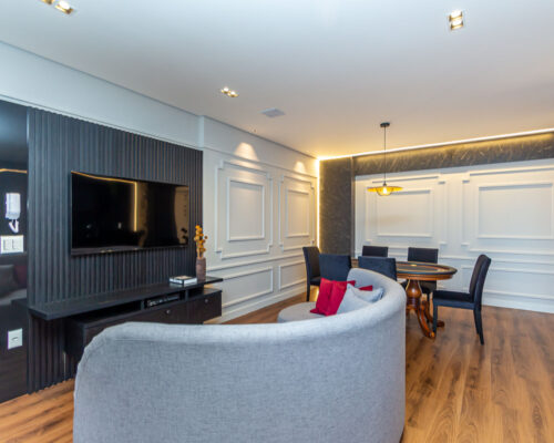 Apartamento decorado à venda no Costa Esmeralda Residence