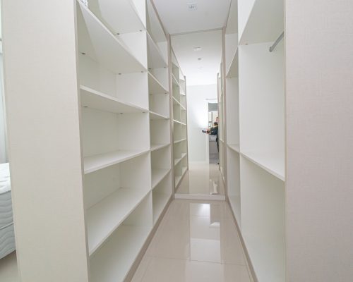 Apartamento Mobiliado à venda no Torre Esmeralda