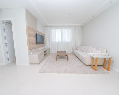 Apartamento Mobiliado à venda no Torre Esmeralda