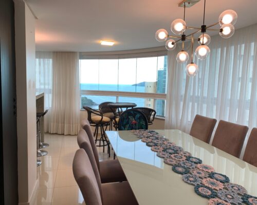 Apartamento Vista Mar em Balneário Camboriú