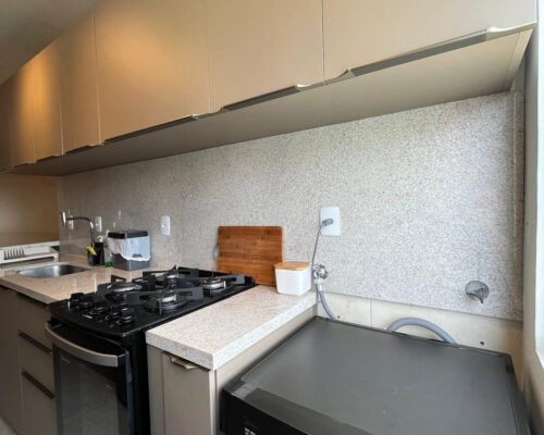 Cozinha planejada e equipada